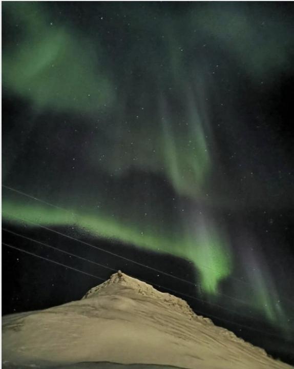 Your Place To Stay In Lofoten At Our Family House! Ballstad Exterior foto